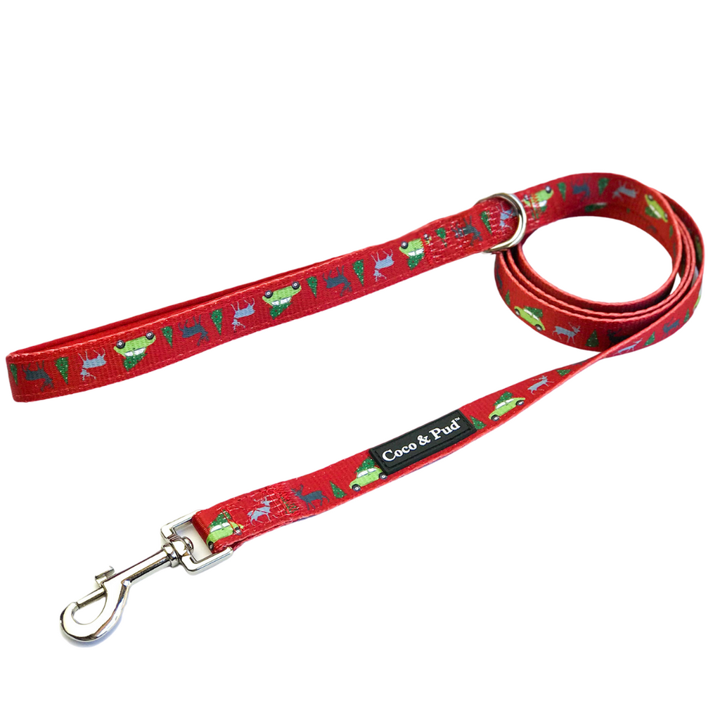 Deck The Paws Christmas Dog lead Leash Coco Pud